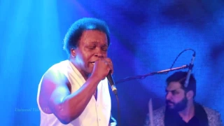 Honey Dove - Lee Fields & The Expressions (Under The Bridge, London 14-01-17)