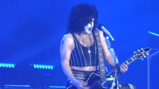 KISS -  I was made for lovin' you / Detroit rock city (Torino Italy 'Pala Alpitour' 2017.05.15)