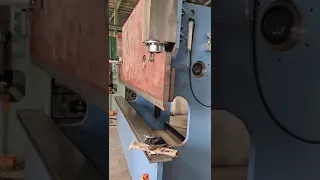 Torsion shaft hydraulic servo press brake test
