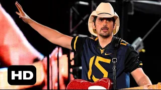 Brad Paisley - Take me Home, Country Roads (Life Amplified Tour)