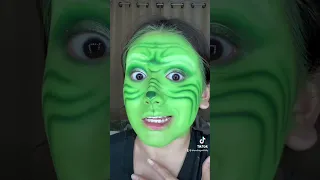 THE GRINCH 💚 #makeup #christmas #makeuptutorial #tutorial #grinch #facepaint #green