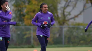 Seleção Brasileira Feminina realiza primeiro treino em Montreal