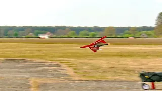 STUNNING !!! CRITICAL TOUCH AND GO ALMOST CRASHED WITH RC PULSO JET / PULSE JET FLIGHT DEMONSTRATION