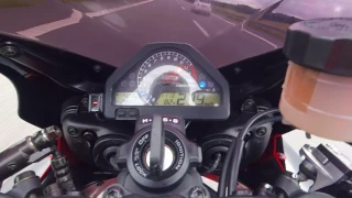 Honda Fireblade CBR 1000rr 0-300 Kmh in 20 sec tuned