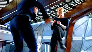 Sara Lance vs. Ava Sharpe [DC's Legends of Tomorrow - S3E02 - "Freakshow"]