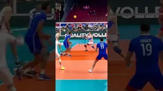 👊monster block by Stéphen Boyer💪 #volleyball #volleyballplayer ##volleyballworld #volleyballshorts