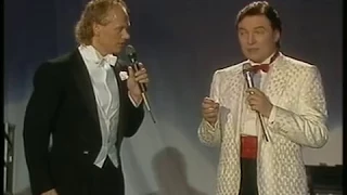 Karel Gott a Jiří Korn - Karel nese asi čaj (1989)