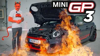 Mini GP 3 🏎 ¡Este coche es un demonio! 😈