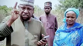 The Moment Sheikh Alfulany Meets Iya Oniqurani Aka Iya Olosun As He Hands Over Land To Iya In Ilorin