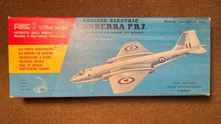 FROG 1963 English Electric Canberra PR.7 Vintage Model Kit Review and Unboxing