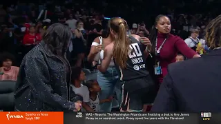 Sabrina Ionescu shares a moment with Vanessa Bryant  ❤️