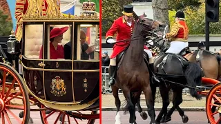 Near Miss for Will & Kate: Carriage Pile-Up During Korean State Visit