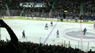 Vancouver Canucks Vs Edmonton Oilers - Last Minute of Play 4/7/12 [HD]