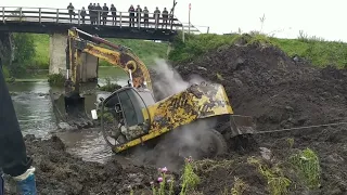 Heavy Equipment Accidents #8 Bad Day at Work Compilation 2024 Extreme Dangerous Total Idiots at Work