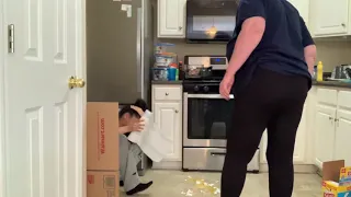 WATCH MY MOM GO OFF ON ME WHILE THROWING EGGS ON THE FLOOR **MUST WATCH**