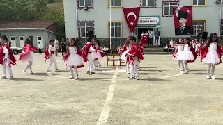 PARLA - Öğürlü İlkokulu 2-A sınıfı 23 Nisan gösterisi