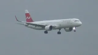 Посадка и взлет двух Airbus. А321neo и А320-214