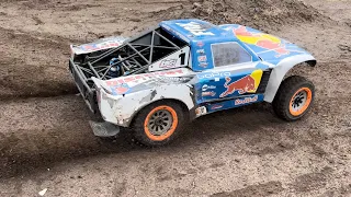 DRIVING my BRUSHLESS ** Losi 5T ** at My Local RC TRACK