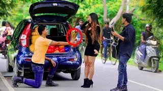 Proposing Prank on Yoga Model (With a New Twist) // By Sumit Cool dubey //Prayagraj