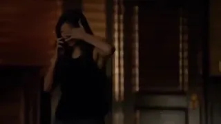 Diários De Um Vampiro 6x3 Elena PERGUNTA para a Caroline se ela SENTE alguma coisa pelo Stefan