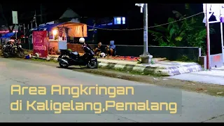 Area angkringan di Kaligelang-Pemalang,sepanjang jalan tanpa jeda