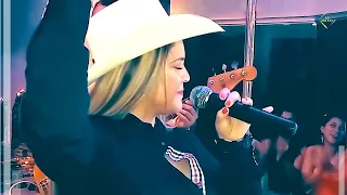 Liliana Hernández -  Dele Poray (En Vivo)