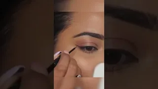Create Winged Eyeliner in 10 seconds 👀