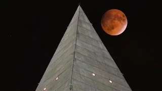 Rare Supermoon Lunar Eclipse in 60 Seconds