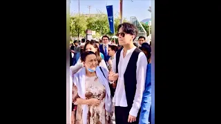 #димаш 迪玛希Dimash 🤝grandma visit the Kazakhstan exhibition hall of the Dubai World Expo 22.03.2022