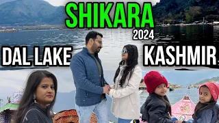 SHIKARA Ride In Dal Lake 2024 | Beautiful Houseboats To Stay - Dal Lake Kashmir ||