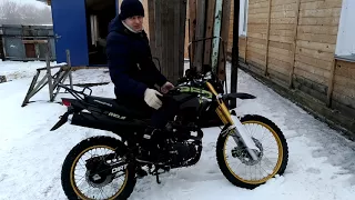 Заводим китайский эндуро       mx250 зимой, после длительного простоя