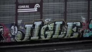 -FREIGHT TRAIN GRAFFITI BENCHING UP NORTH VIDEO #110