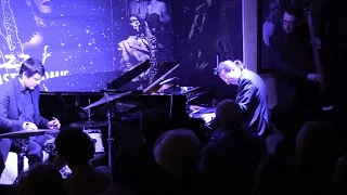 Soirée du 03 02 2018. (Part 3) "How Long Blues" par  Lluis COLOMA Trio...