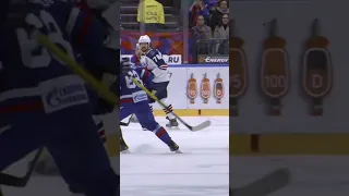 🏒 Вратарь попробовал забить гол #ска #хоккей #кхл