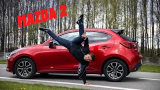 Mazda 2 - Nawet stojąc wygląda jakby była w ruchu | Za kierownicą