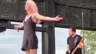 The Pretty Reckless: Rockin’ In The Free World