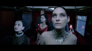 Amelia's Dress Train Scene from Underworld