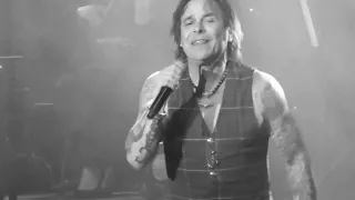 MIKE TRAMP - LIVE @ Rock meets Classic - Frankfurt - Jahrhunderthalle 21.04.23