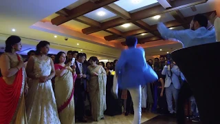 Punjabi Wedding Entrance - Pure Bhangra Style