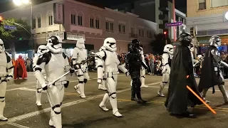 HUGEST PARADE IN THE WORLD. HOLLYWOOD CHRISTMAS PARADE 2017 **IT'S INSANE**