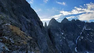 High Tatras: Żabi Koń west ridge solo climb (ENG SUB) [1080/60]