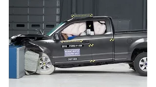 IIHS - 2016 Ford F-150 extended cab - moderate overlap crash test / GOOD EVALUATION