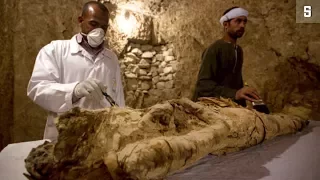 Ägypten: Archäologen finden 3500 Jahre alte Mumie | DER SPIEGEL