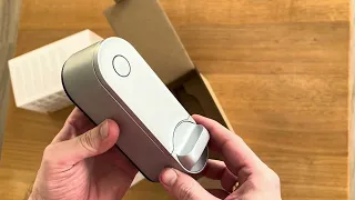 Yale Linus Smart Lock L2 Unboxing (no comment) [HD]