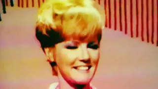 🎵 It's a Sign of the Times by Petula Clark 1966