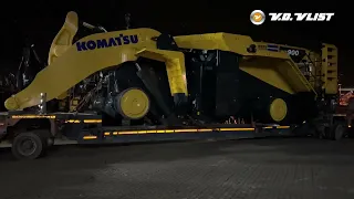 Transport of a Komatsu WA900-8