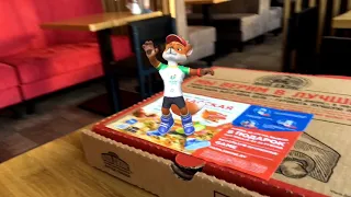 Маскот Европейских игр 2019 Лисенок Лесик ожил на коробках с пиццей