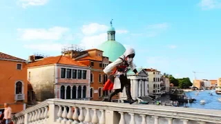 Assassins Creed 2 - Ezio Cosplay in Venice - Real Life Parkour