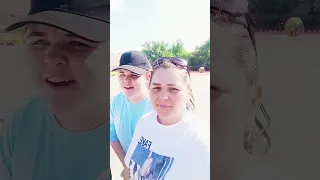 Близко в кадре сын и дочь👨‍👩‍👦‍👦Артём в расстройстве😭