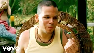Calle 13 - Un Beso de Desayuno (Video)